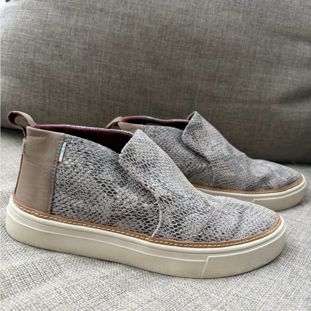 Tom’s Women’s  Casual Slip-On Shoes - Gray